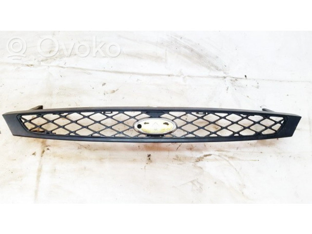 Передняя решётка Ford Focus 1998-2004 года 2m518200agw      