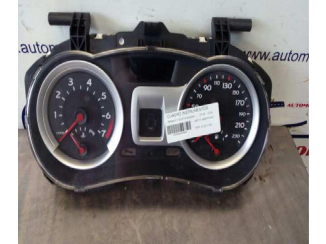 Přístrojová deska  Renault Clio III 2008 8200715181  