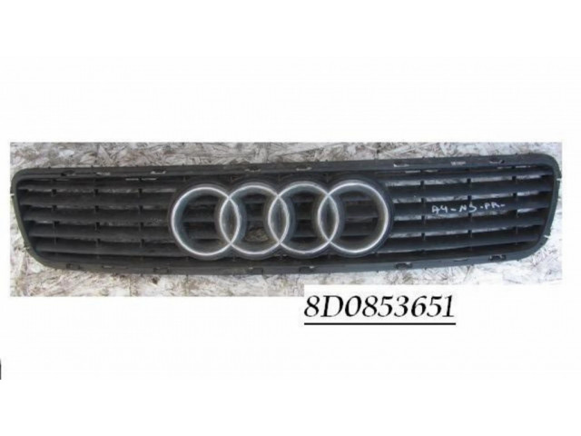 Передняя решётка Audi A4 S4 B5 8D 1994-1999 года 8D0853651      