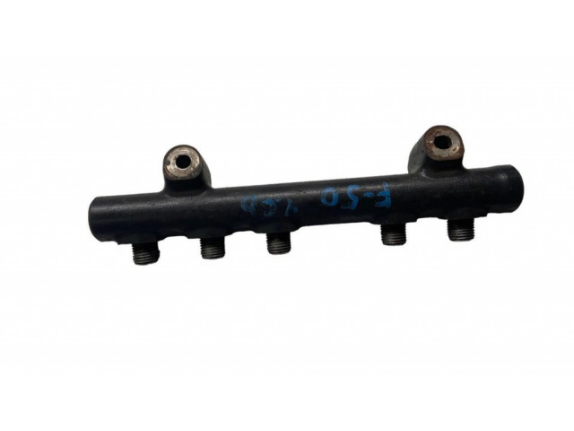 Vstřikovací lišta 9685297580, 122021198   Ford Focus  pro naftový motor 1.6  