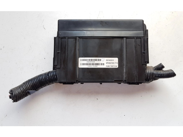   Pojistková skříňka 24382EW70B, 7154722330   Nissan Navara D23 2015