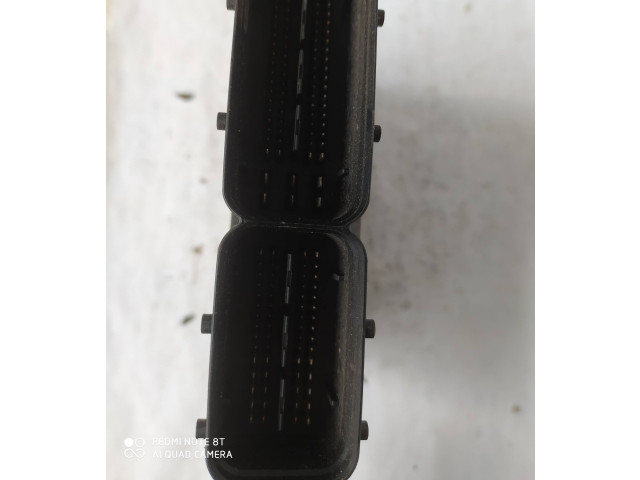 Řídící jednotka 03G906021NK, 0281013440   Volkswagen PASSAT B6 2008
