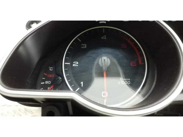 Přístrojová deska  Audi A5 8T 8F 2010 8T0920981K  
