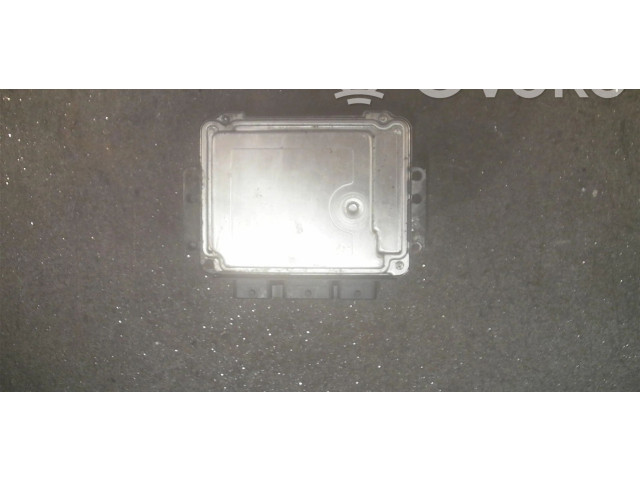 Řídící jednotka Y6Y118881   Mazda 3 I 2005