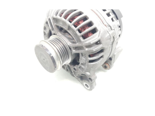Генератор 028903031   Volkswagen PASSAT      