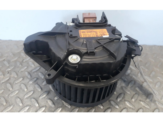 Вентилятор печки    8E1820021E   Seat Exeo (3R)