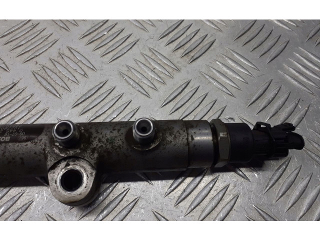 Vstřikovací lišta 23810-33021   Toyota Auris 150     