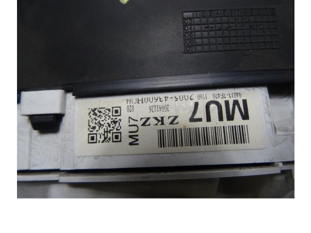 Přístrojová deska  Hyundai Tucson JM 2005 940132E400, 940132E400  