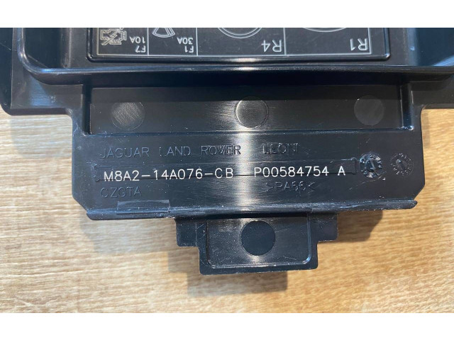   Pojistková skříňka M8A2-14A076-CB, M8A214A076CB   Land Rover Range Rover Velar 2021