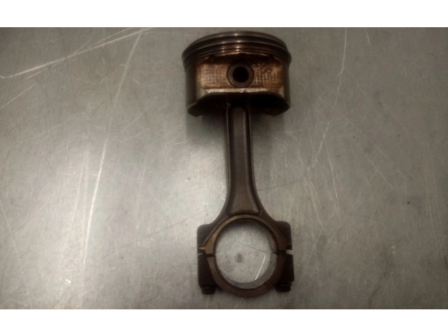 Píst 89017472   Hummer H2     