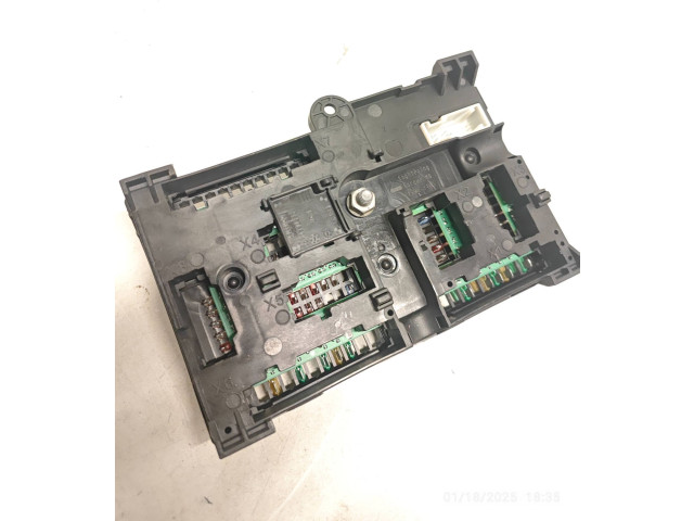 Блок предохранителей P00127005AP, 6837091   BMW 5 G30 G31    