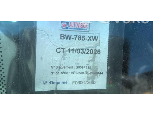 Дисплей    8200028364   Renault Scenic I