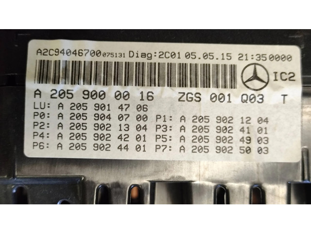 Přístrojová deska  Mercedes-Benz C W205 2017 A2059000016, A2059021204  