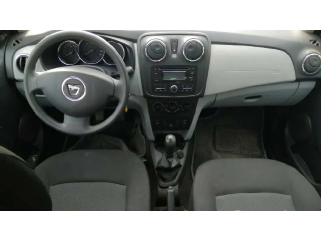 Дополнительный стоп сигнал Dacia Sandero 265987418R 