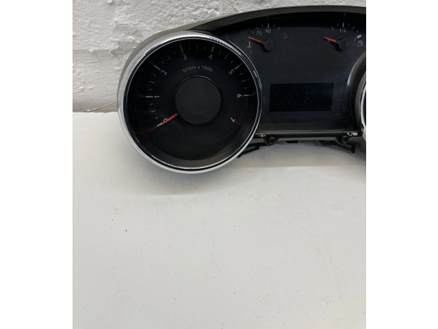 Přístrojová deska  Peugeot 5008 2012 9666174880, 69189220U  