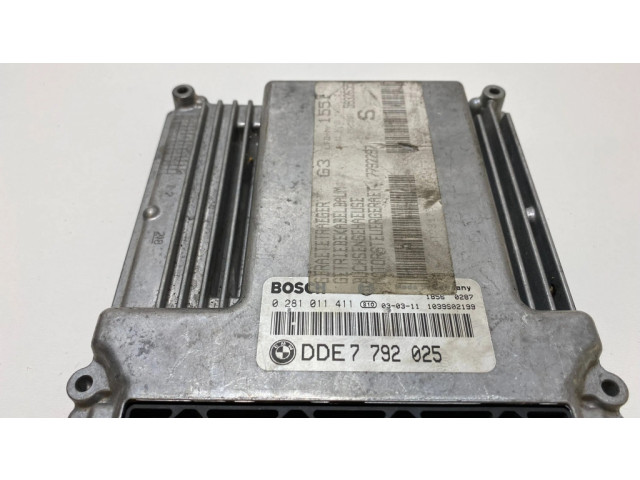 Řídící jednotka 7792025, 0281011411   BMW 3 E46 2001