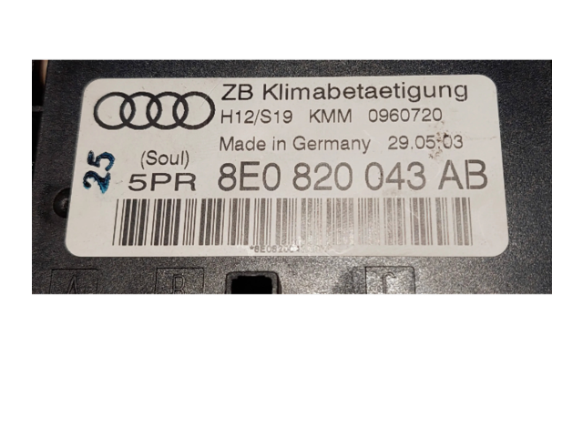 Блок управления климат-контролем 8E0820043AB   Audi A4 S4 B6 8E 8H