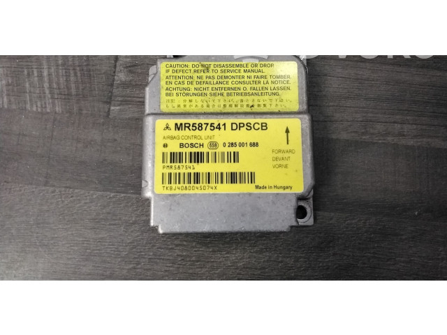 Блок управления надувных подушек MR587541, 0285001688   Mitsubishi Colt
