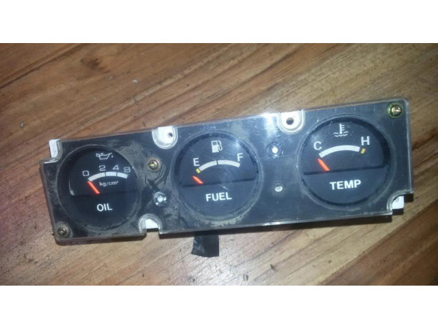Панель приборов 69612420   Isuzu Trooper       