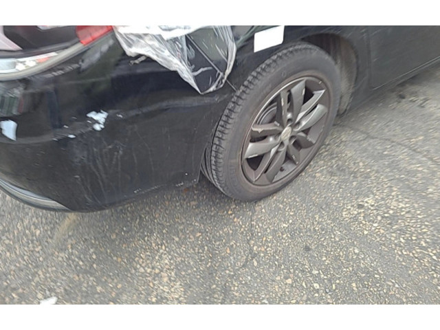 Руль Peugeot 5008   -  года 96780476ZE      