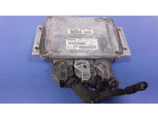 Блок управления двигателем ECU