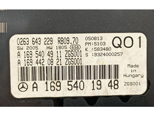 Přístrojová deska  Mercedes-Benz B W245 2005 A1695401948  