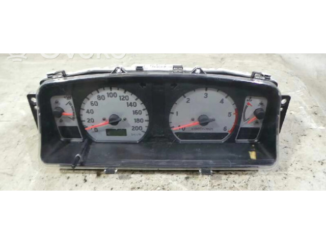 Přístrojová deska  Mitsubishi Montero 2002 MR320367  