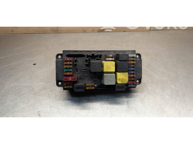 Блок предохранителей 2095451001, 5DK00848501   Mercedes-Benz CLK A209 C209