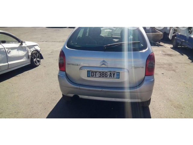 Панель приборов 00006105VY   Citroen Xsara Picasso       