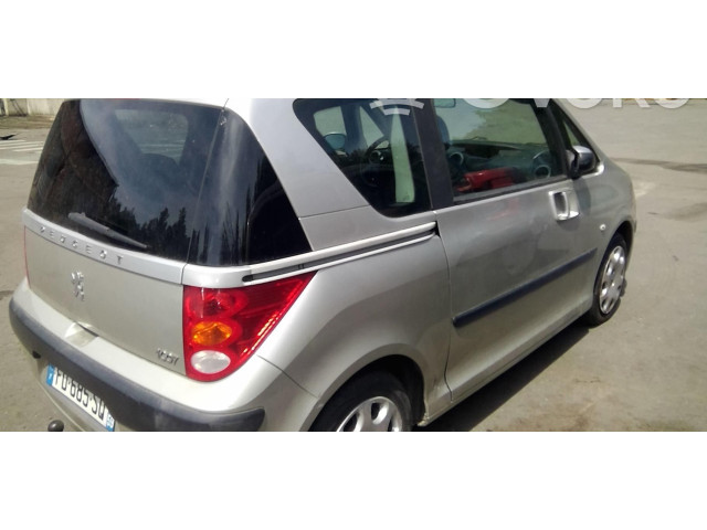 Zpětné zrcátko  Peugeot 1007 2005  8153WQ  