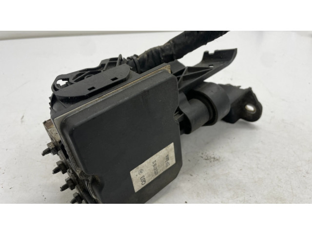Jednotka ABS A2124315512   Mrcedes-Benz E W212 2011