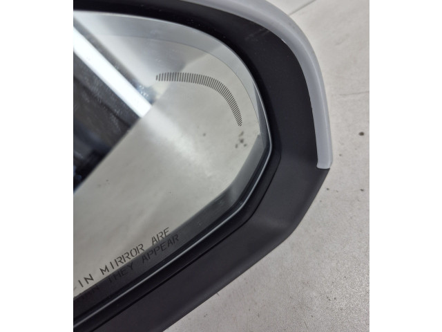 Зеркало электрическое        Volvo XC40   -  года   