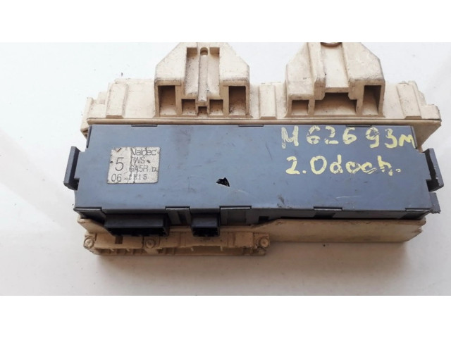 Блок предохранителей  TWSGA5R, 062E15   Mazda 626    