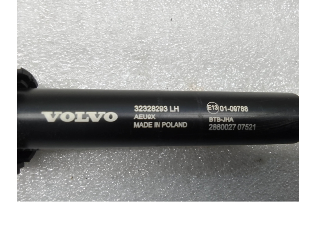 Přístrojová deska  Volvo V60 2020 32328293, 2860027075  