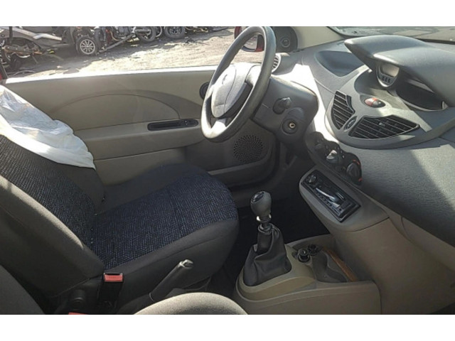 Электрический вентилятор радиаторов 7701068309    Renault Twingo II 2007 - 2014 года