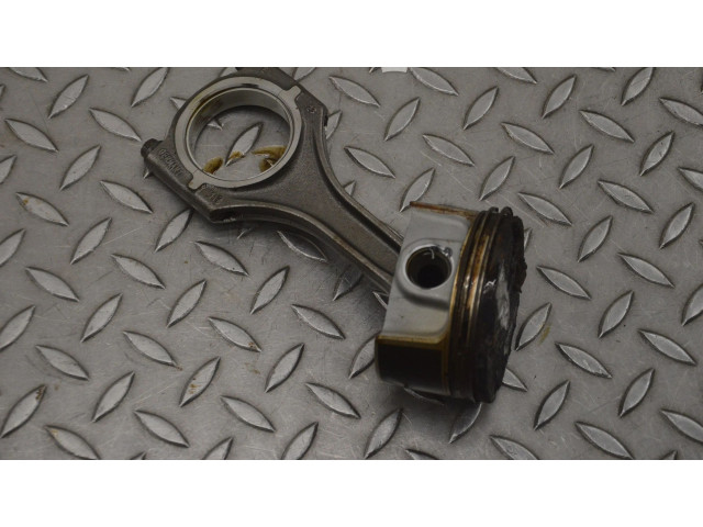  Поршень MDC.HA 400A4815  Porsche 911 991  