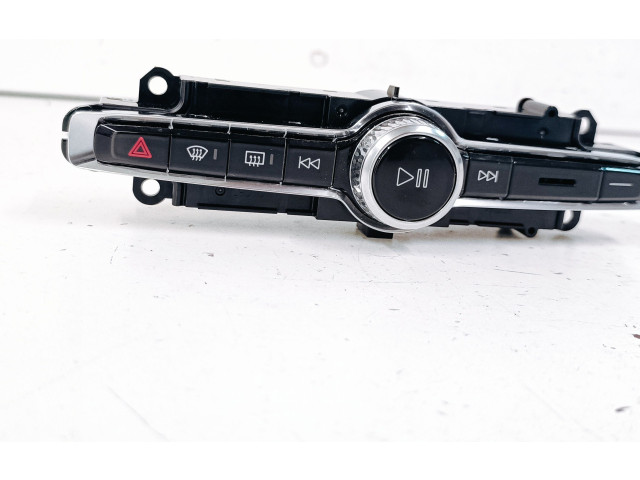 Блок управления климат-контролем 31456673, 23W312   Volvo XC40