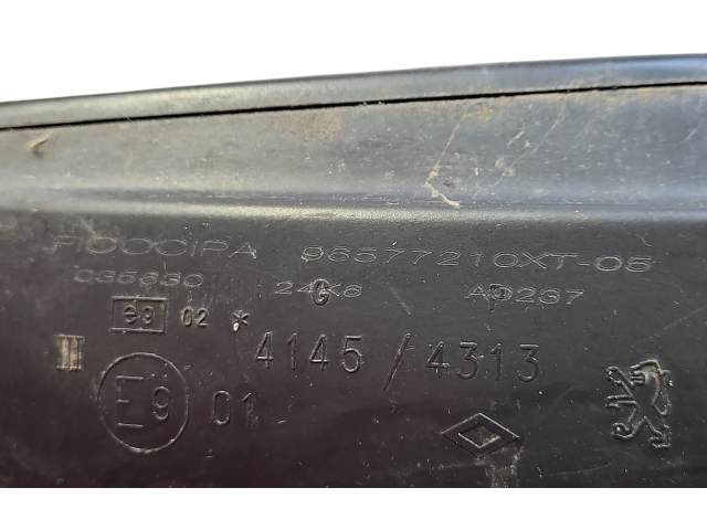 Zpětné zrcátko  Peugeot 307 2007  96577210XT, 035630  