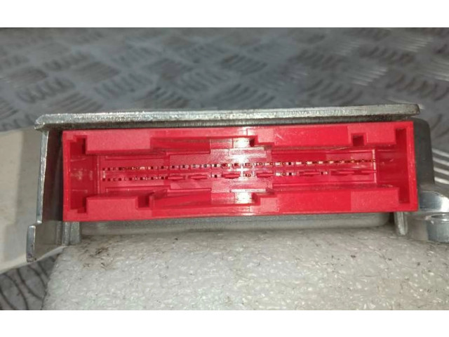 Volant SsangYong Rodius 2007 8625021031  