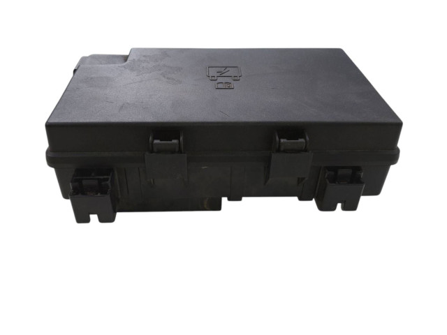 Блок предохранителей  P68425203AB, 16238DA   Jeep Grand Cherokee    