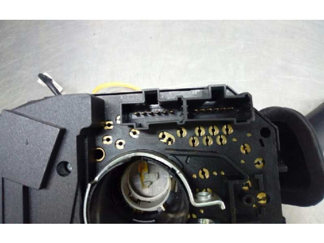 Ручка стеклоочистителей 07354410060, 01067020629050273   Fiat Stilo