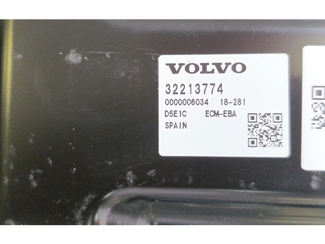 Řídící jednotka 32213774   Volvo V40 Cross country 2014