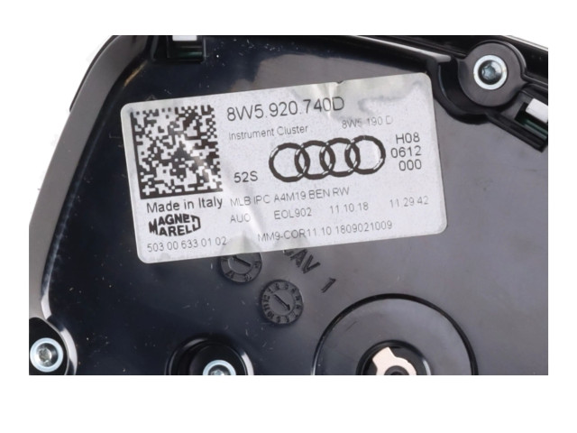 Přístrojová deska  Audi A5 2018 8W5920740D  