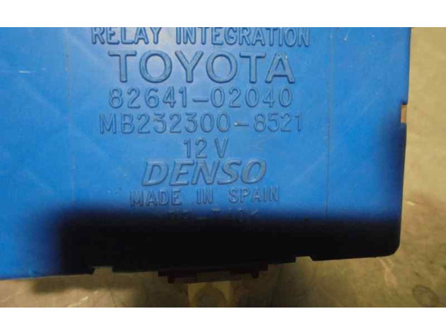 Pojistková skříňka Řídící jednotka BSM 8264102040, 2323008521   Toyota Corolla E120 E130 2003