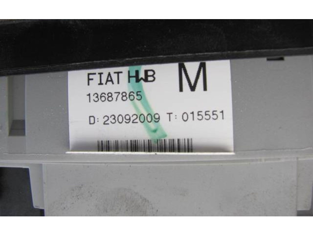   Pojistková skříňka 13687865   Fiat Punto Evo 2010