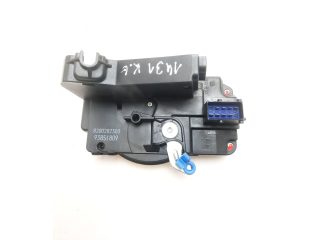 Замок багажника 8200282303, 93851809    Renault Trafic II (X83) 2001 - 2014 года