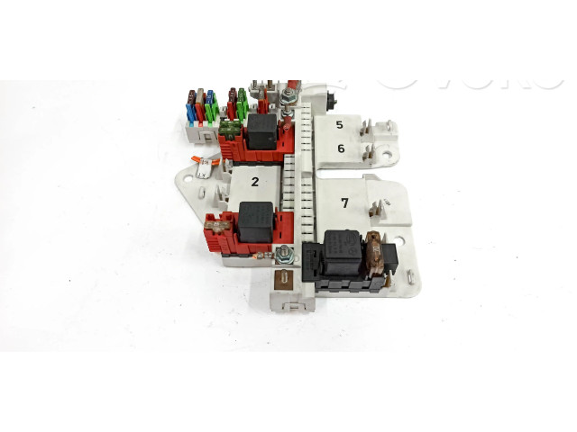   Pojistková skříňka 1635450105, 1635453328   Mercedes-Benz ML W163 2000