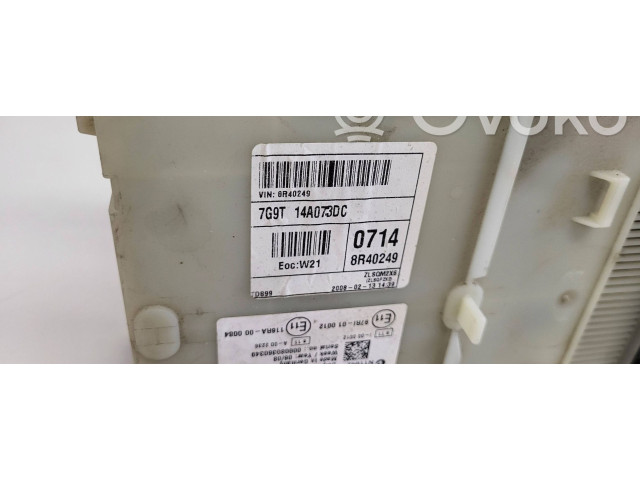 Блок предохранителей 7G9T14A073DC, 8R40249   Ford S-MAX    