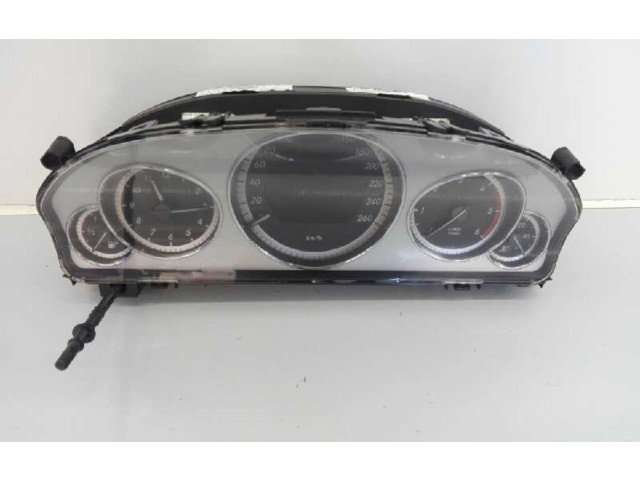 Přístrojová deska  Mercedes-Benz CLK AMG A208 C208 2011 A2129001810, A2C53257171  