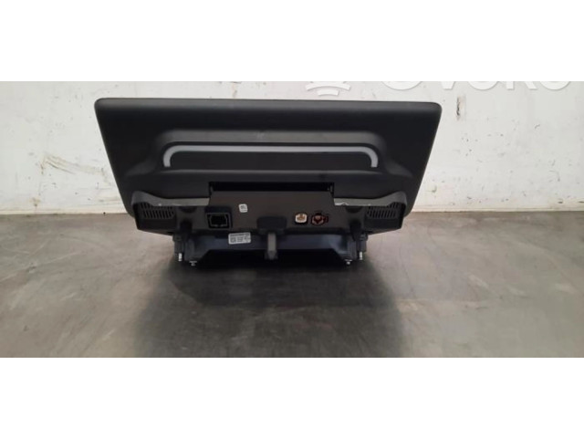 Дисплей    670279962   Maserati Grecale